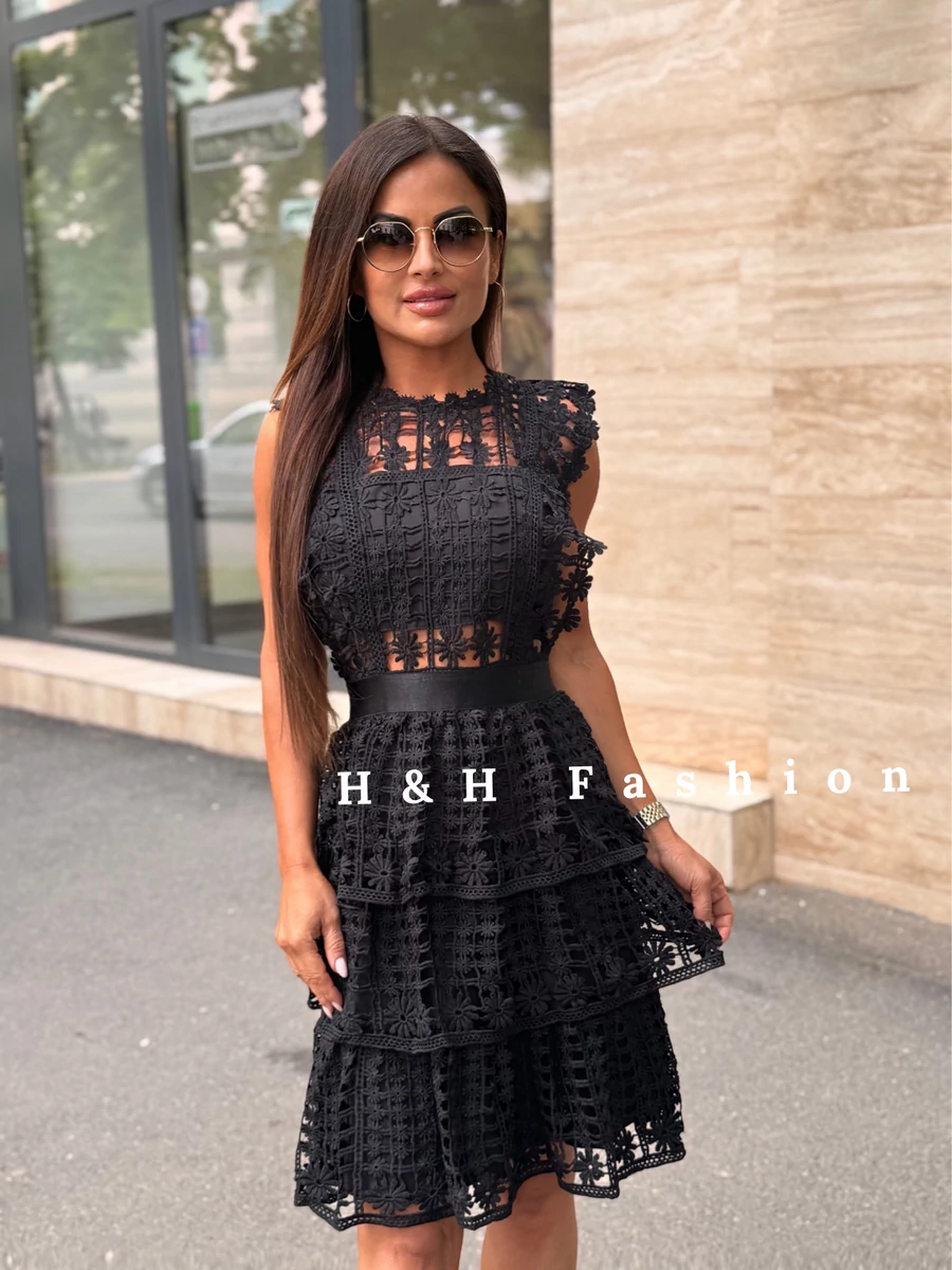 AMIRA RUHA 