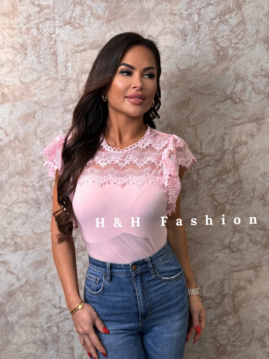 TRIESZT FELSŐ púder